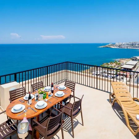 Islet Promenade Seafront Penthouse With Breathtaking Seaviews And Private Hot Tub On The Large Terrace By Getawaysmalta St. Paul's Bay