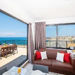 Islet Promenade Seafront Penthouse With Breathtaking Seaviews And Private Hot Tub On The Large Terrace By Getawaysmalta * St. Paul's Bay